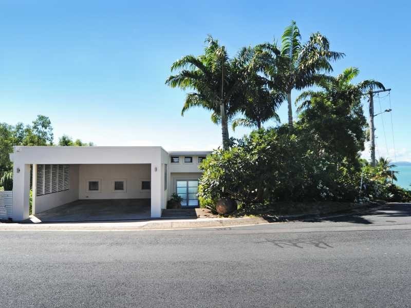 41 Harbour Ave, Shute Harbour QLD 4802