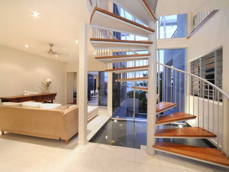 41 Harbour Ave, Shute Harbour QLD 4802