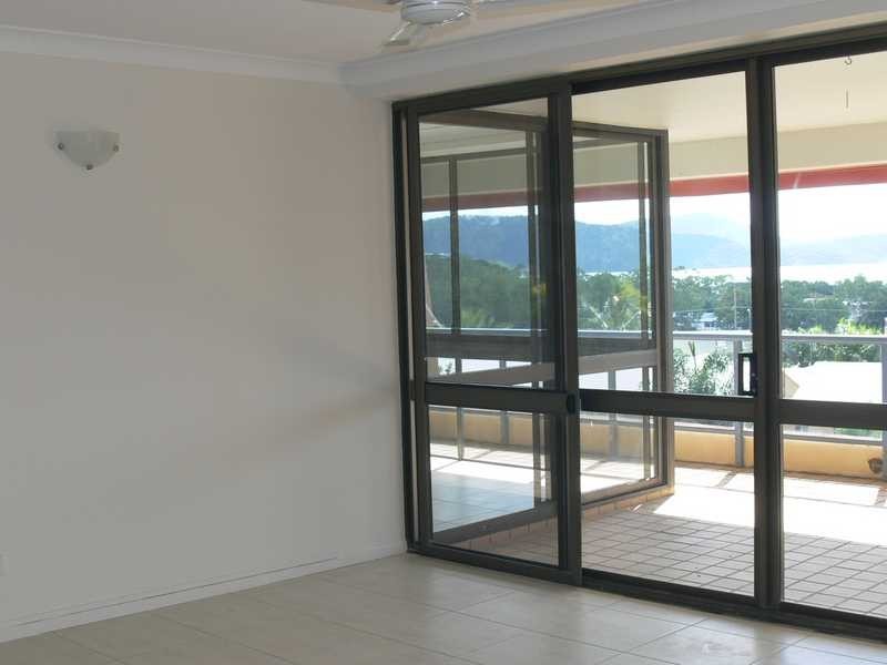 Unit 33/6 Eshelby Drive, Cannonvale QLD 4802