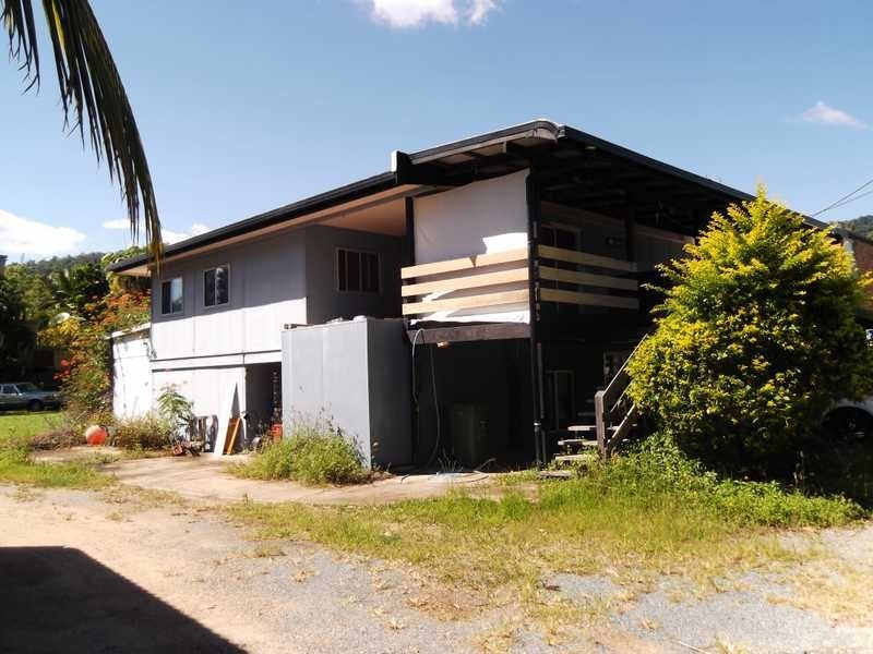 38 Coral Esplanade, Cannonvale QLD 4802