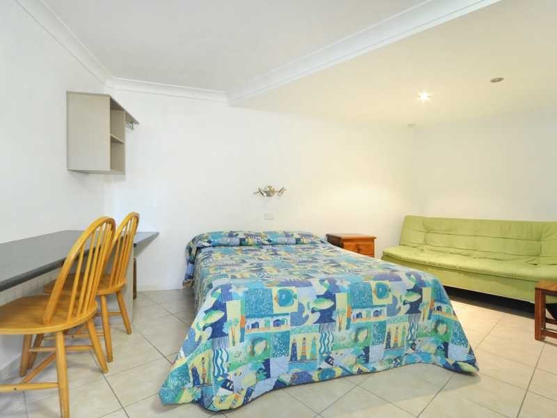 6 Lamond Street, Airlie Beach QLD 4802