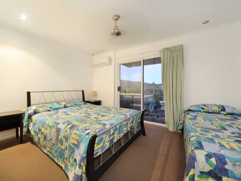 6 Lamond Street, Airlie Beach QLD 4802