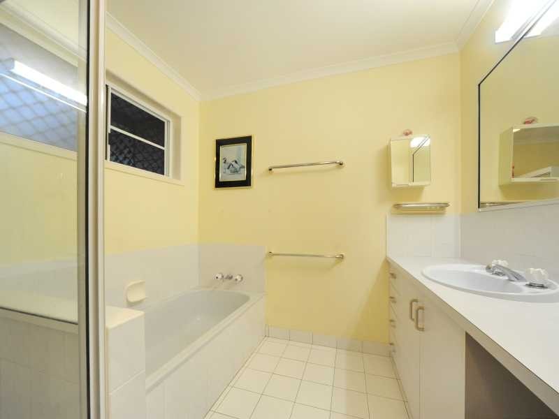 49 Erromango Drive, Jubilee Pocket QLD 4802