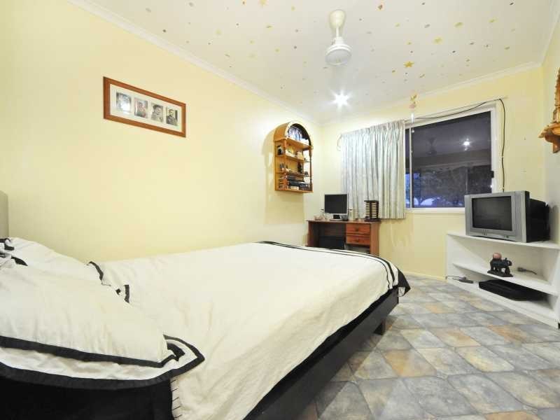 49 Erromango Drive, Jubilee Pocket QLD 4802