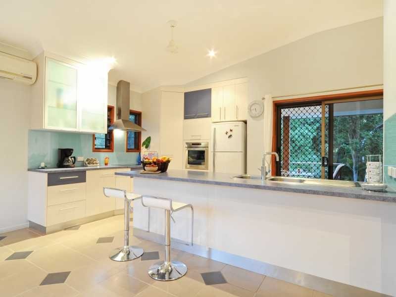 16 Links Drive, Cannonvale QLD 4802