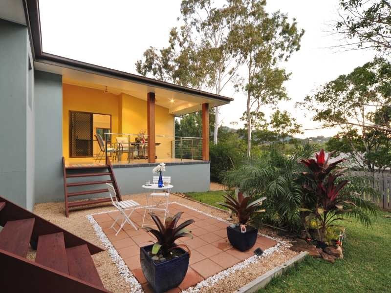 16 Links Drive, Cannonvale QLD 4802