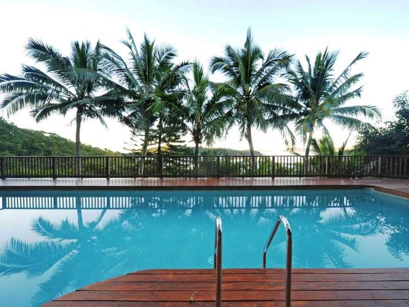 7 Warrain Street, Shute Harbour QLD 4802