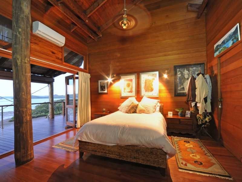 7 Warrain Street, Shute Harbour QLD 4802