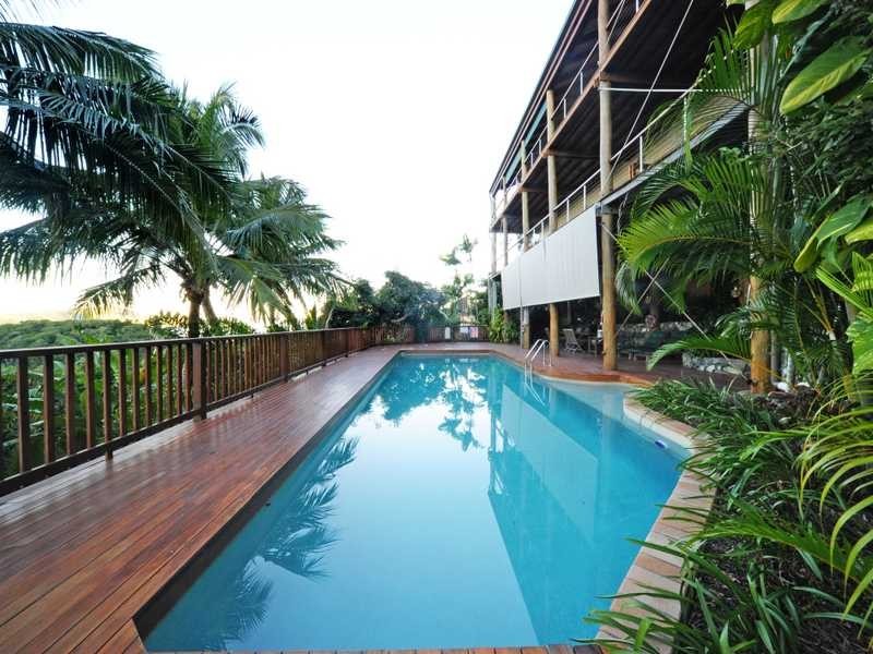 7 Warrain Street, Shute Harbour QLD 4802