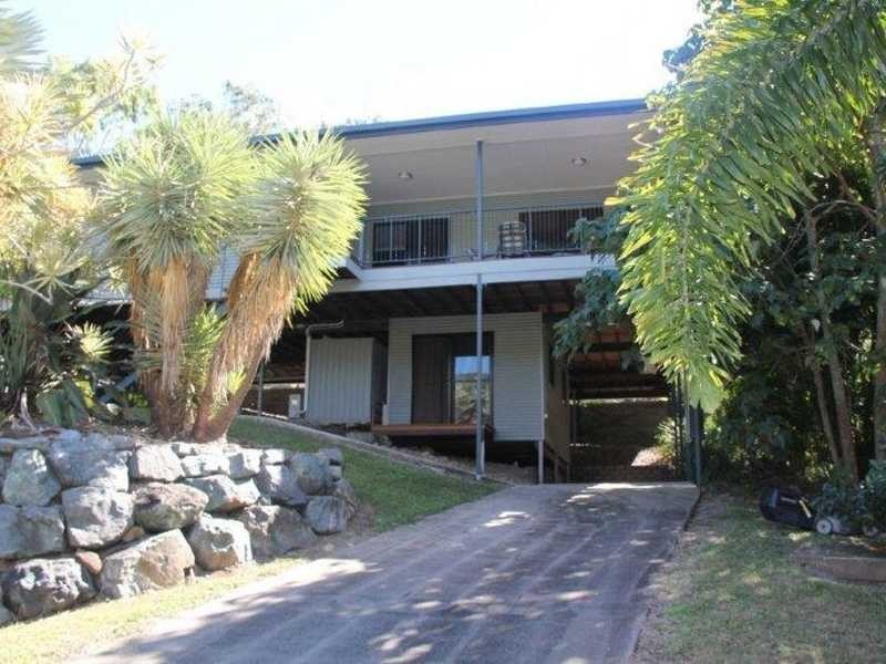 24 Grace Ave, Cannonvale QLD 4802