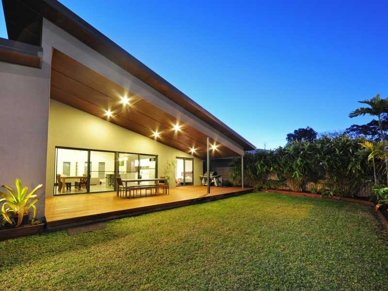 8 Damson Street, Proserpine QLD 4800