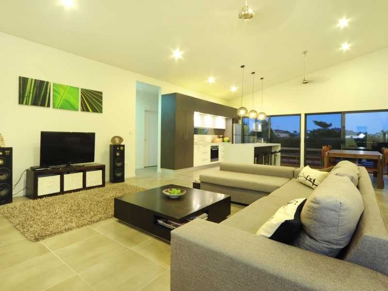 8 Damson Street, Proserpine QLD 4800