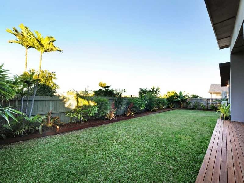 8 Damson Street, Proserpine QLD 4800