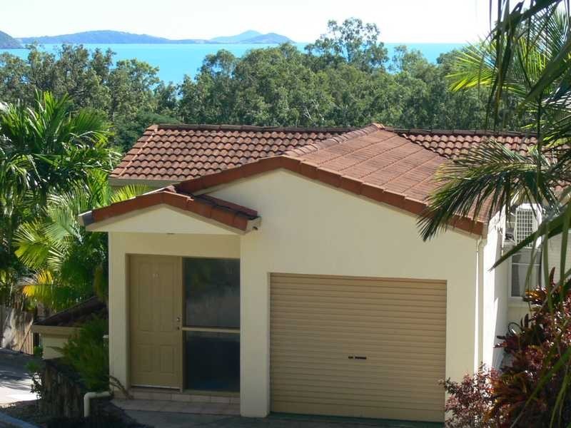 Unit 16/12 Eshelby Drive, Cannonvale QLD 4802