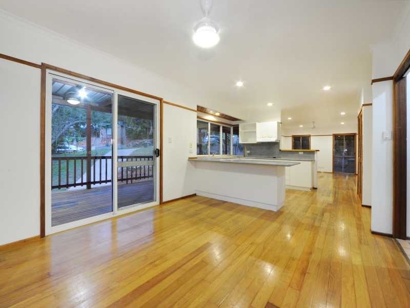 12 Sandpiper Crescent, Jubilee Pocket QLD 4802