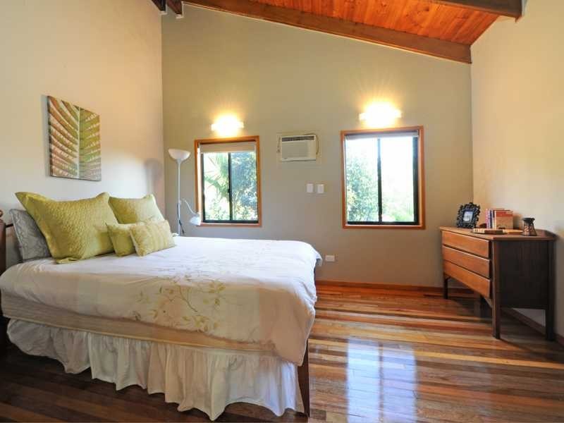 12 Warruga Street, Cannonvale QLD 4802