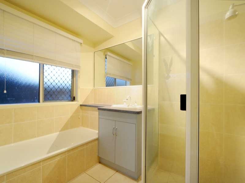 42 Banksia Court, Cannonvale QLD 4802