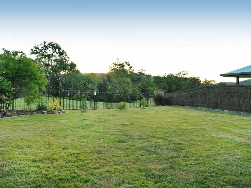 3 Waite Creek Court, Cannonvale QLD 4802