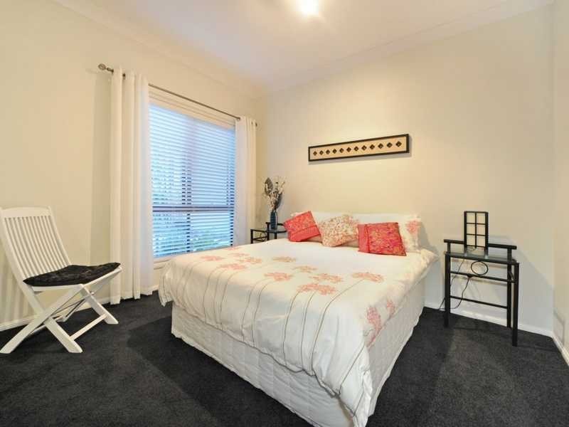52 Valley Drive, Cannonvale QLD 4802