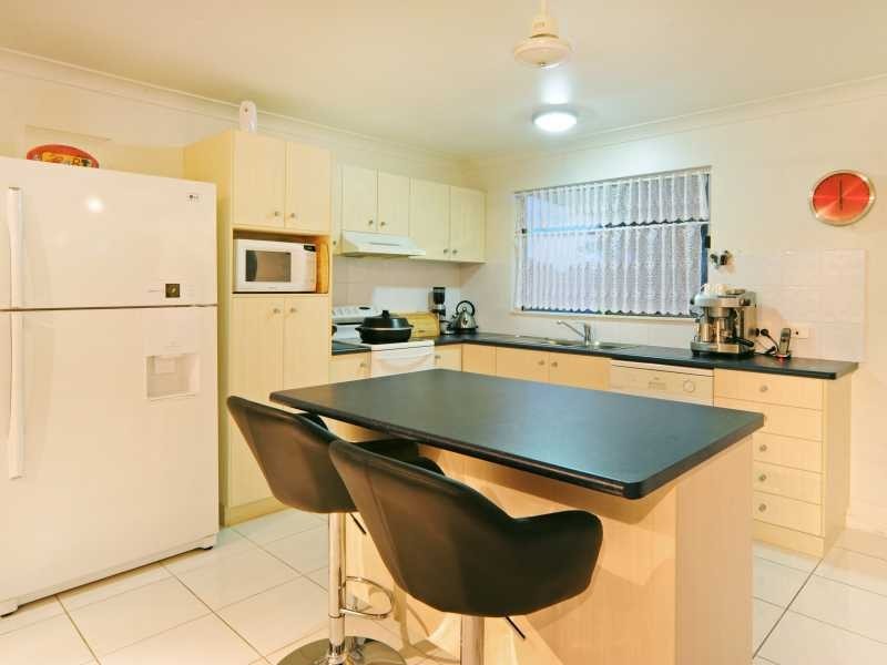 42 South Molle Blvd, Cannonvale QLD 4802