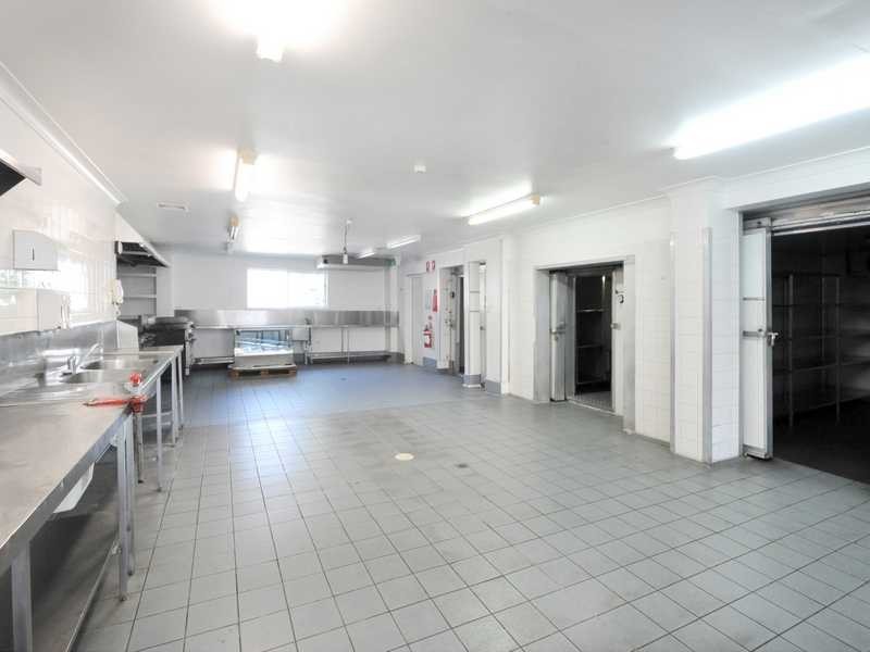 7 Carlo Drive, Cannonvale QLD 4802