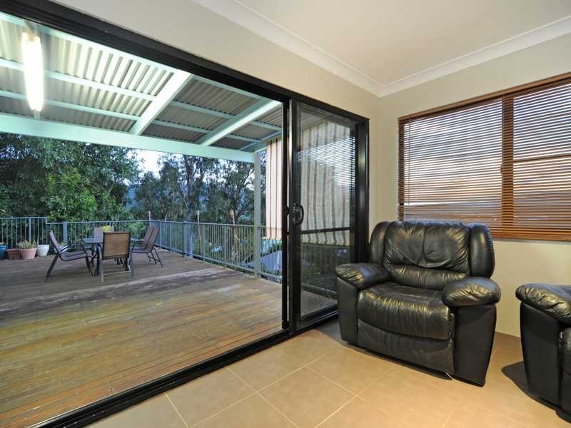 4 Panoramic Court, Cannonvale QLD 4802