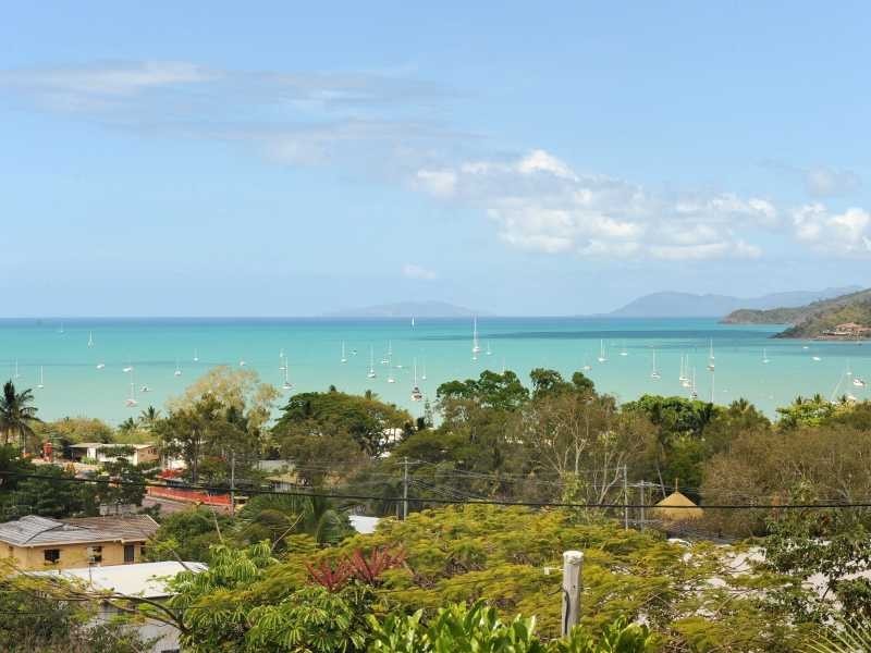 12 Orana Street, Airlie Beach QLD 4802