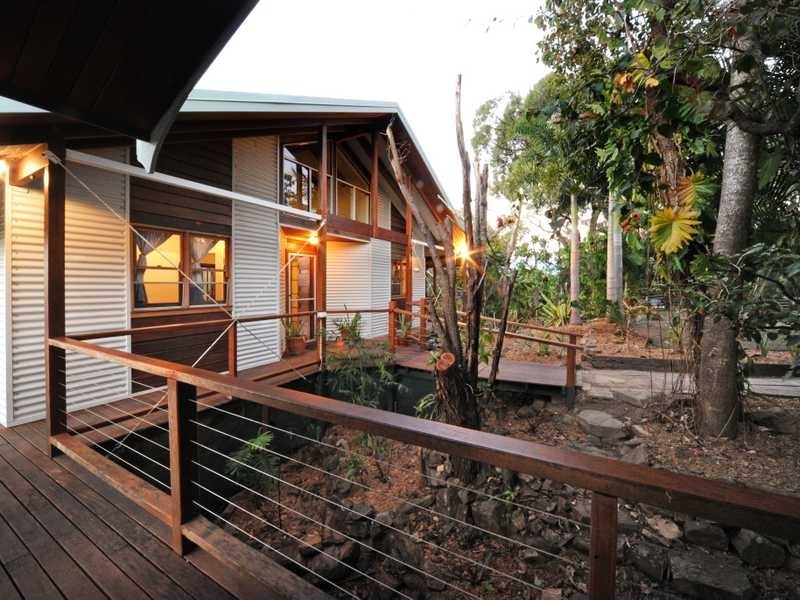 75 Parkland Drive, Cannonvale QLD 4802