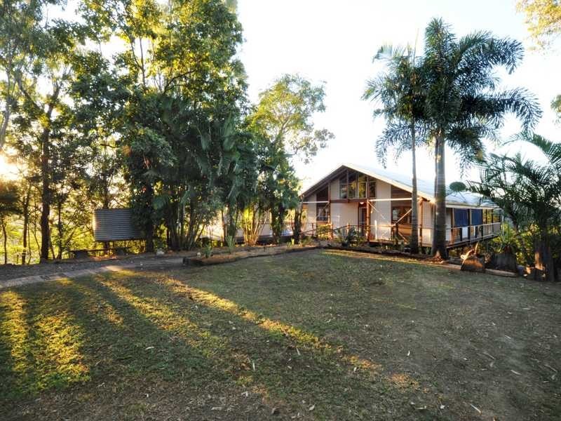 75 Parkland Drive, Cannonvale QLD 4802