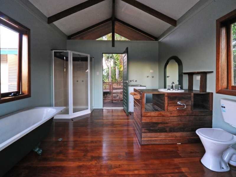 75 Parkland Drive, Cannonvale QLD 4802