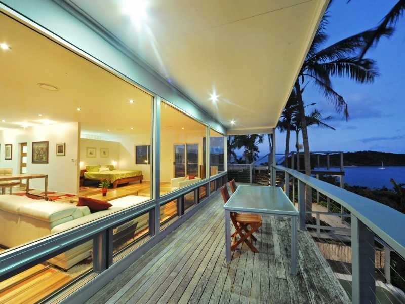 29 Warrain Street, Shute Harbour QLD 4802
