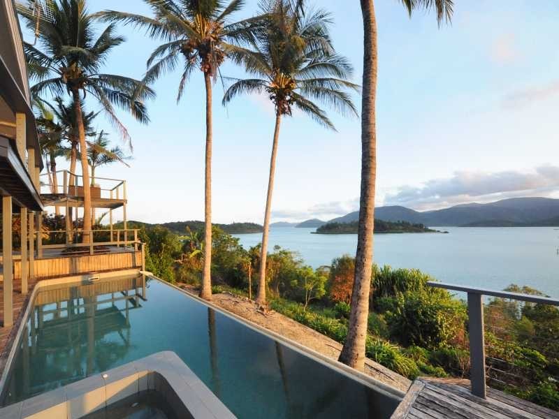 29 Warrain Street, Shute Harbour QLD 4802
