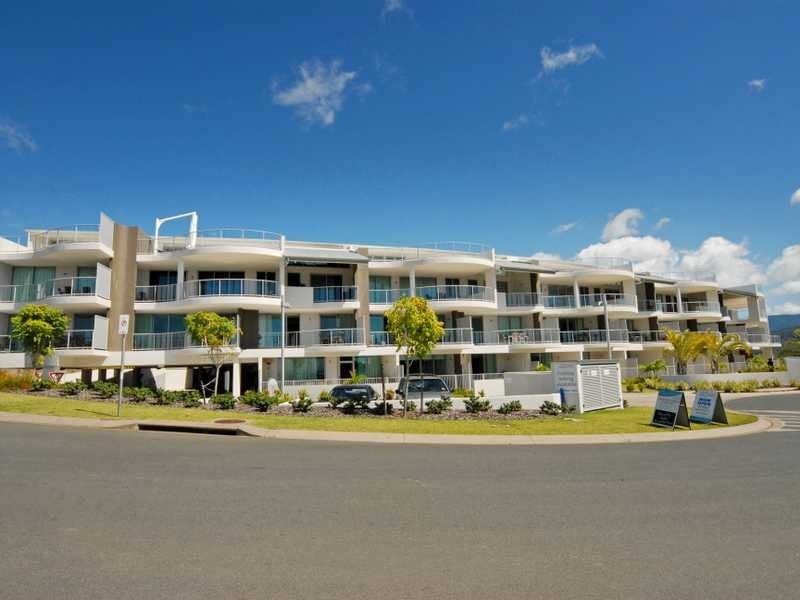 Unit 25/159 Shingley Drive, Cannonvale QLD 4802