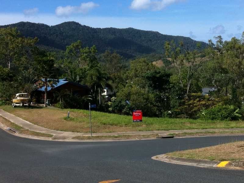 58 Country Road, Cannonvale QLD 4802