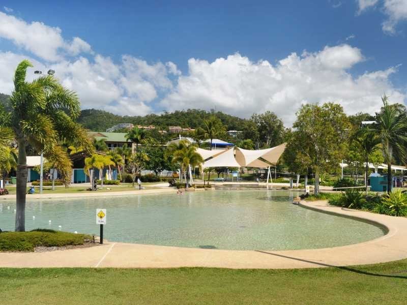 259 Shute Harbour Road, Airlie Beach QLD 4802