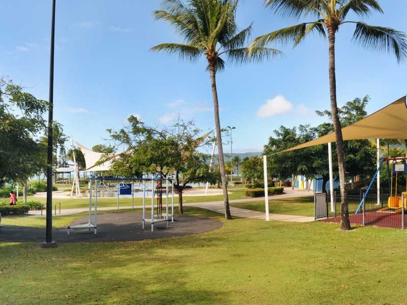 259 Shute Harbour Road, Airlie Beach QLD 4802