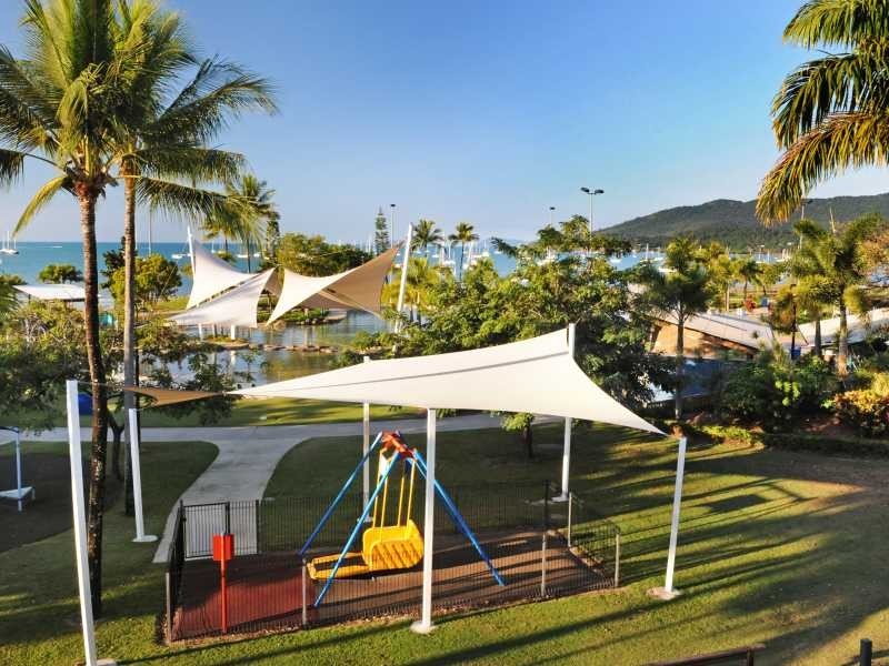259 Shute Harbour Road, Airlie Beach QLD 4802