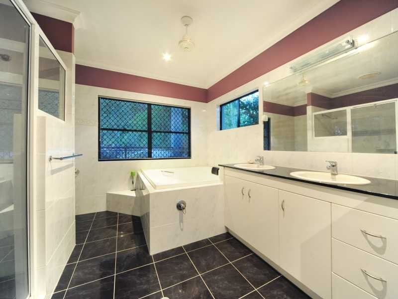 35 Riverview Drive, Mount Julian QLD 4800