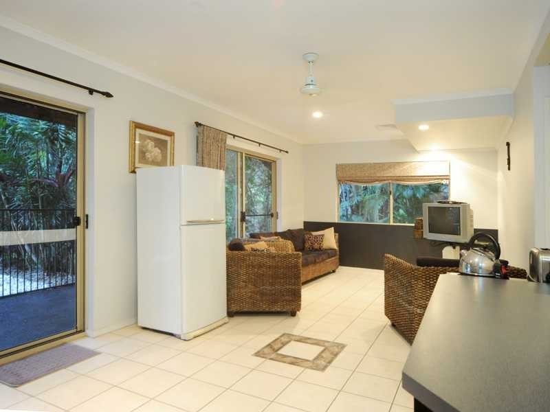 1 Totem Trail, Jubilee Pocket QLD 4802