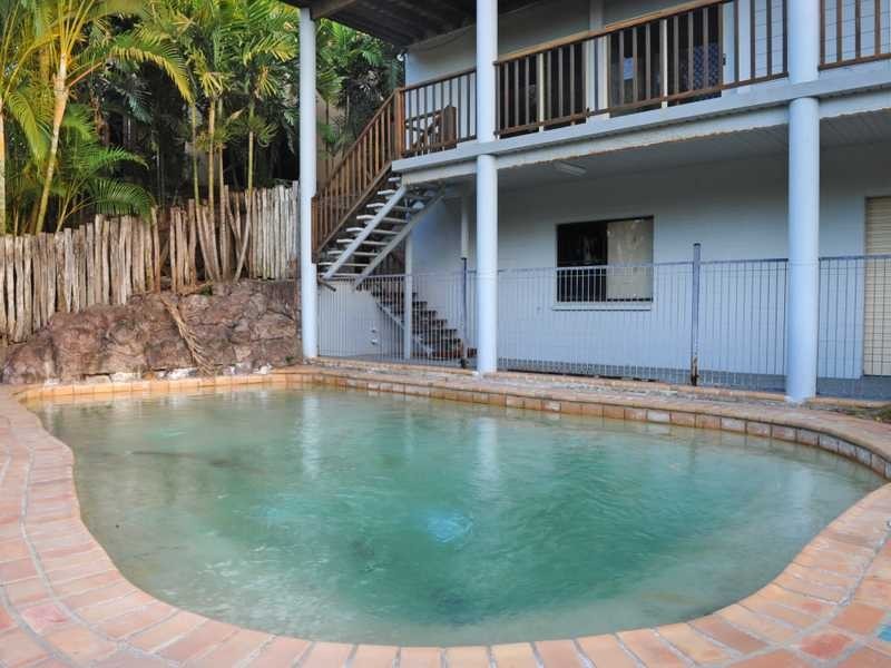 44 Country Road, Cannonvale QLD 4802