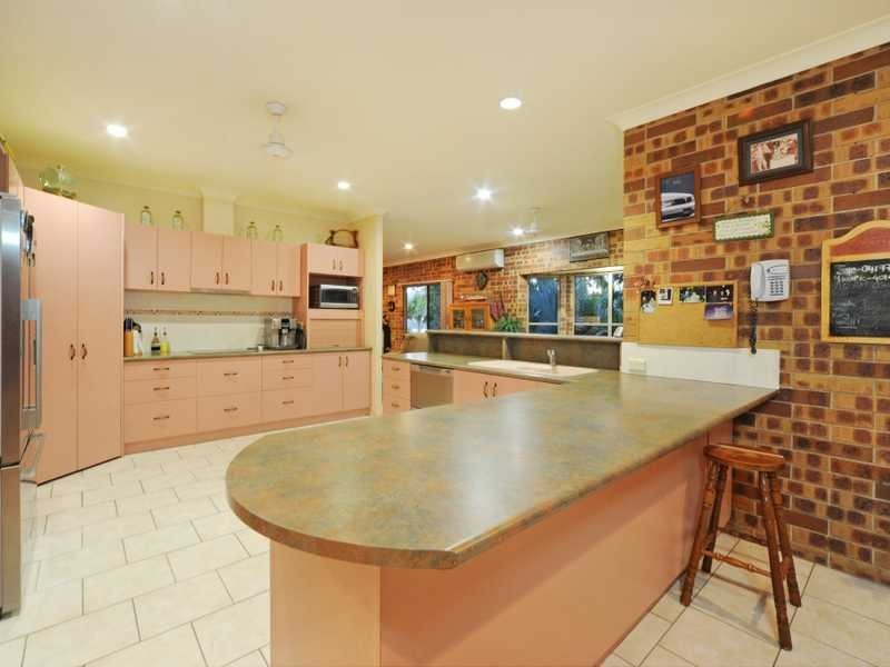 7 Woomerah Avenue, Cannonvale QLD 4802