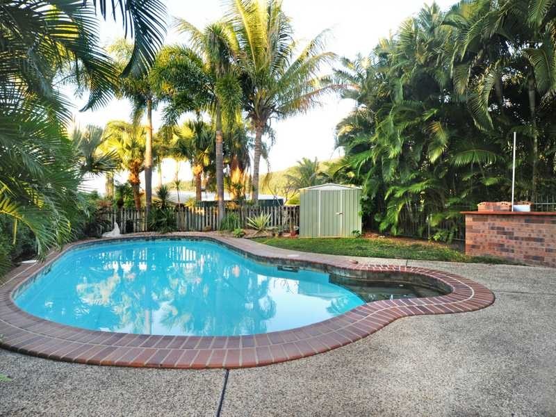 7 Woomerah Avenue, Cannonvale QLD 4802