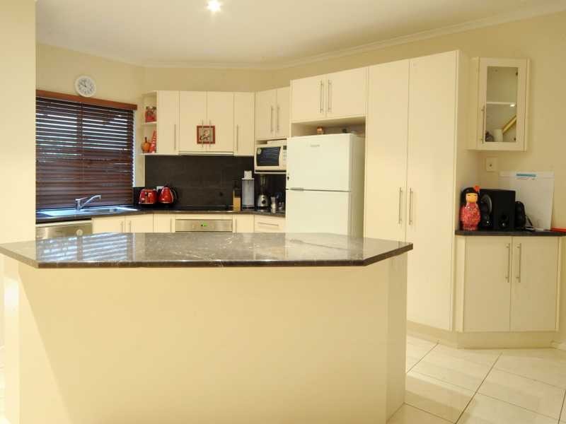 Unit 2/6 Salmon Street, Cannonvale QLD 4802
