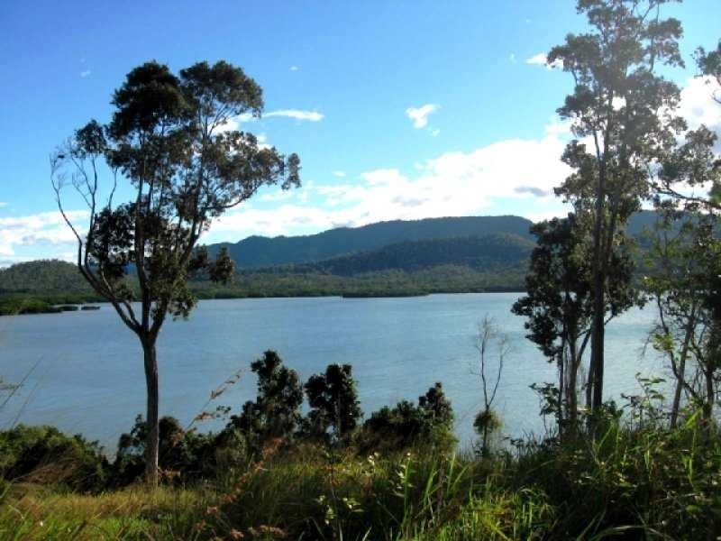 38 Beth Court, Cannonvale QLD 4802