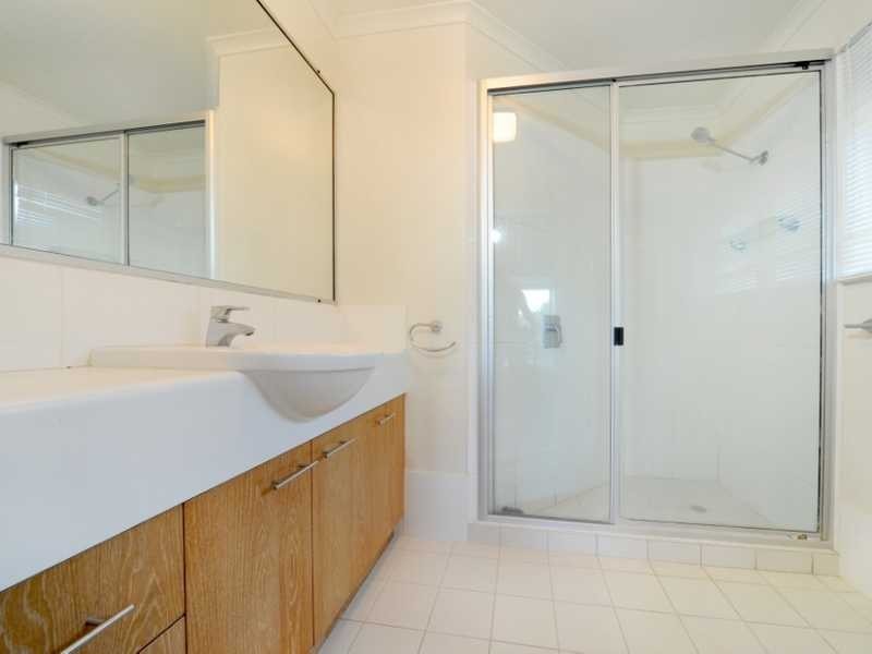 Unit 1/36 Waterson Way, Airlie Beach QLD 4802