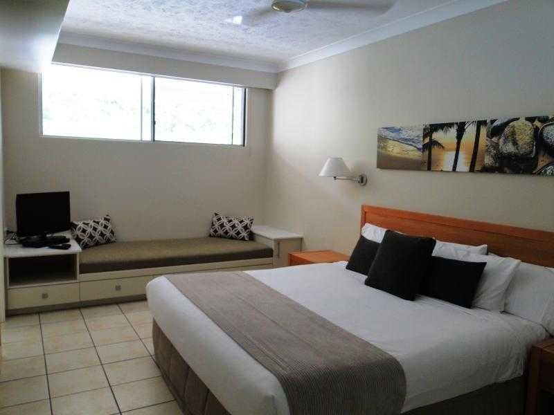 Unit CA1203/14 Resort Drive, Hamilton Island QLD 4803