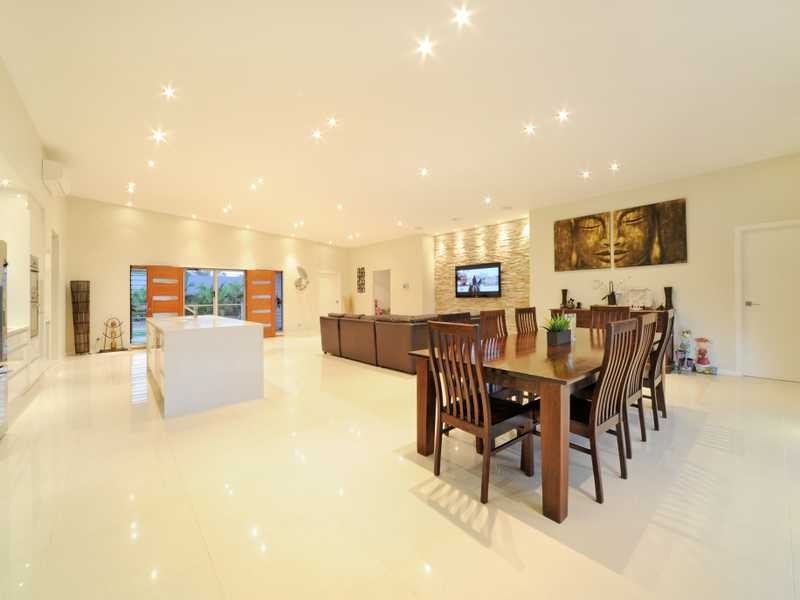 10 Henderson Street, Cannon Valley QLD 4800