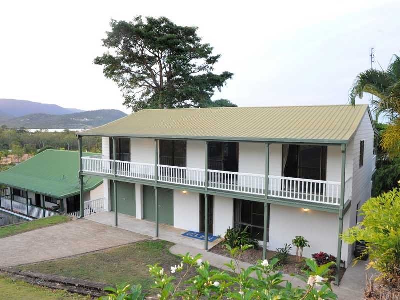 23 Island Drive, Cannonvale QLD 4802