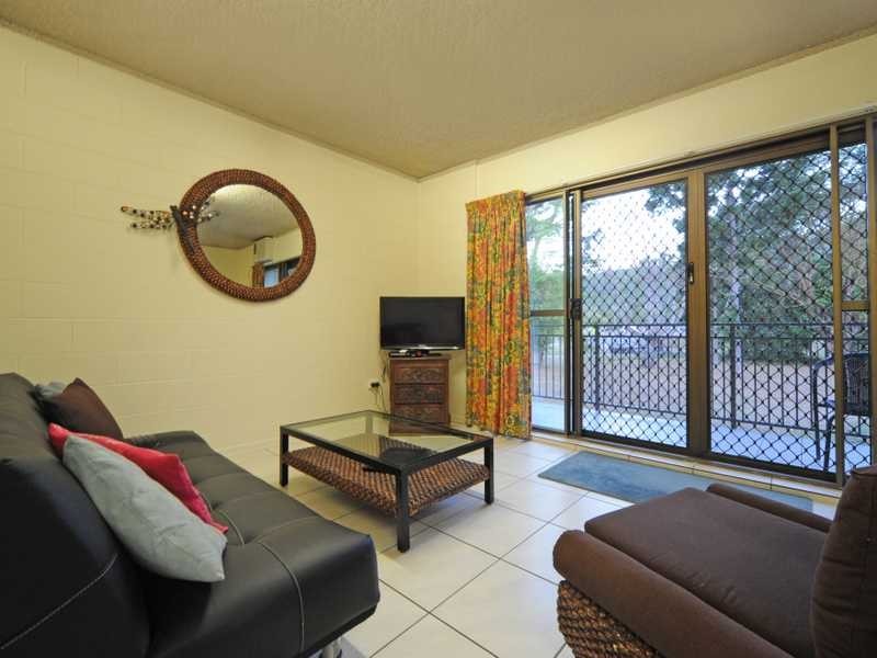 Unit 9/48 Coral Esplanade, Cannonvale QLD 4802