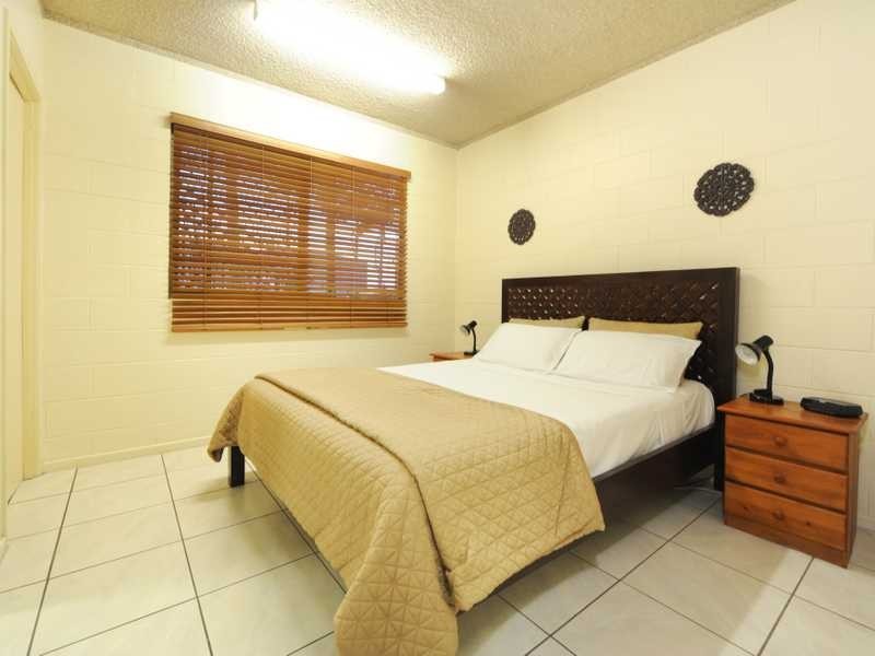 Unit 9/48 Coral Esplanade, Cannonvale QLD 4802